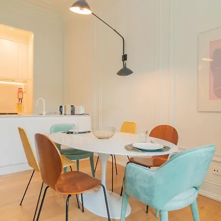 Liberdade Garden & Indoor Pool By Lovelystay * Lisboa