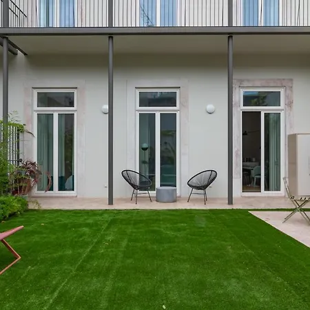 Liberdade Garden & Indoor Pool By Lovelystay * Lisbon