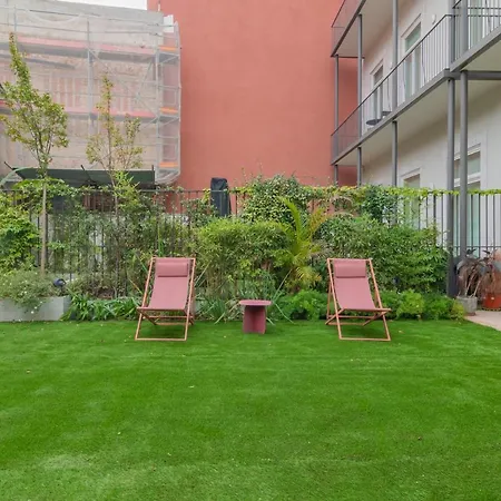 Apartment Liberdade Garden & Indoor Pool By Lovelystay