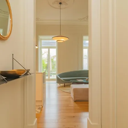 Liberdade Garden & Indoor Pool By Lovelystay Apartamento